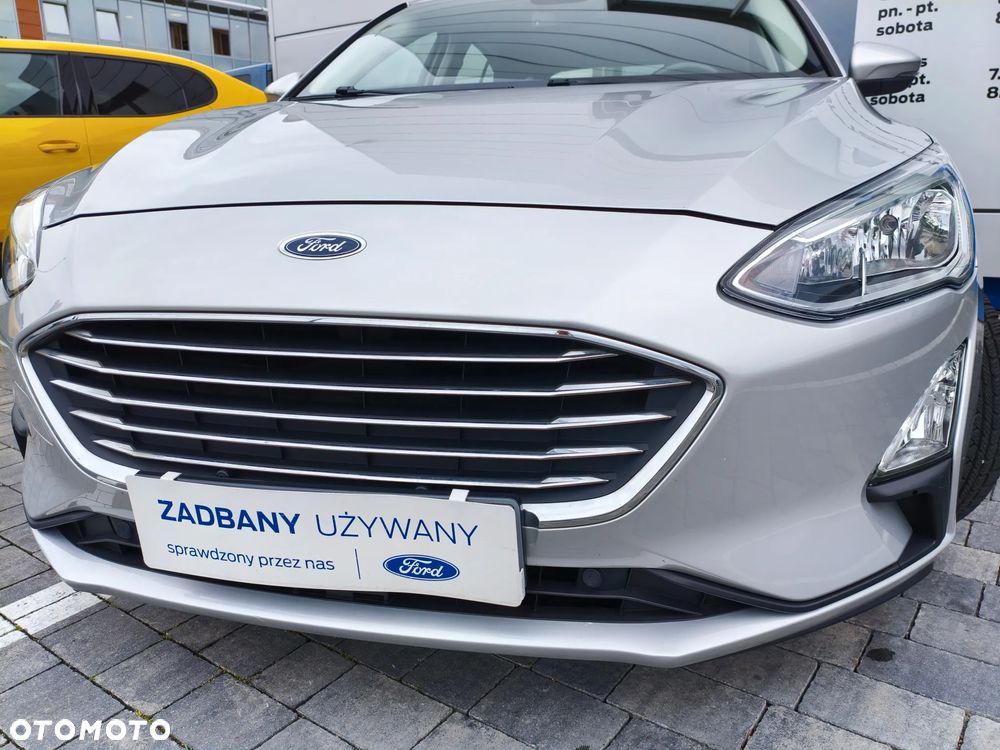 Ford Focus 1.0 EcoBoost SYNC Edition ASS PowerShift - 32