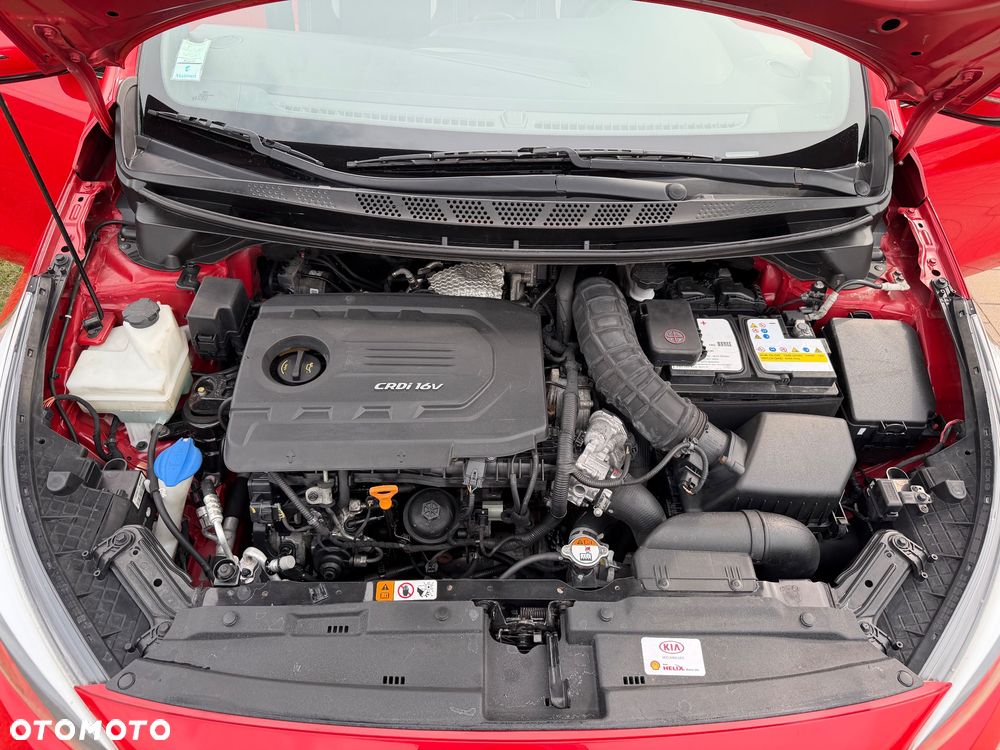 Kia Ceed 1.6 CRDi GT Line - 29