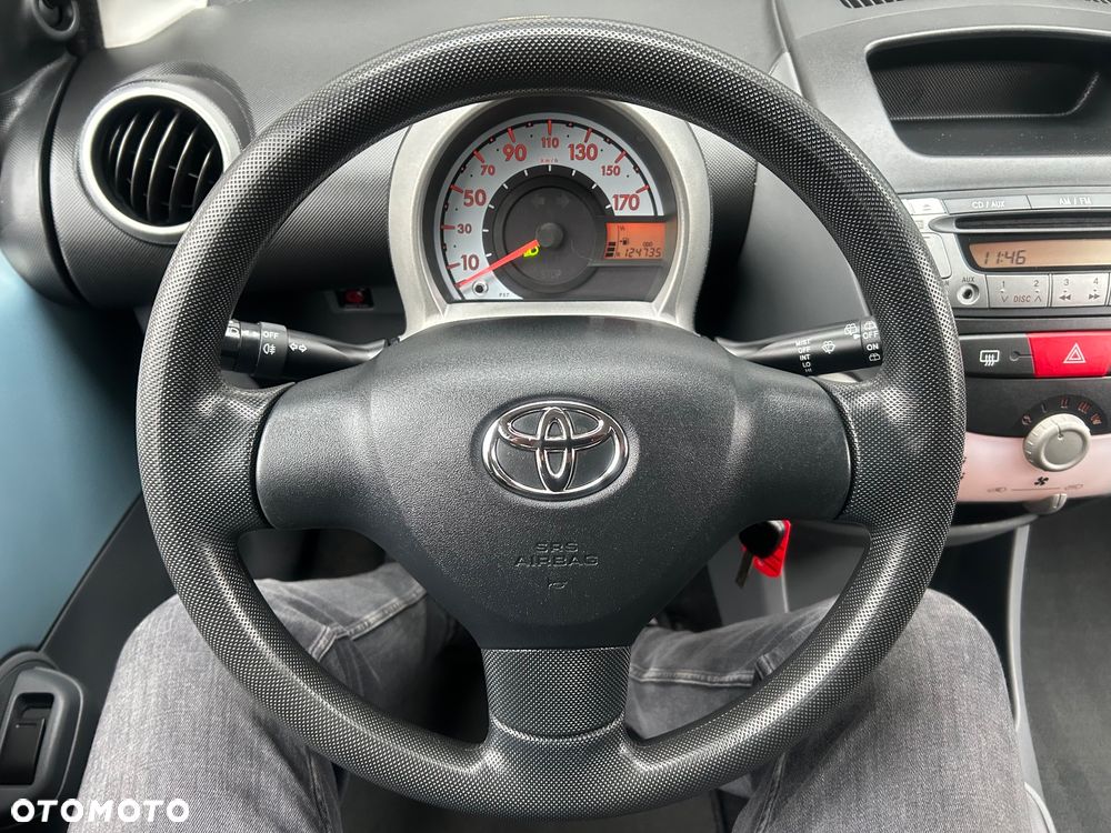 Toyota Aygo City - 31