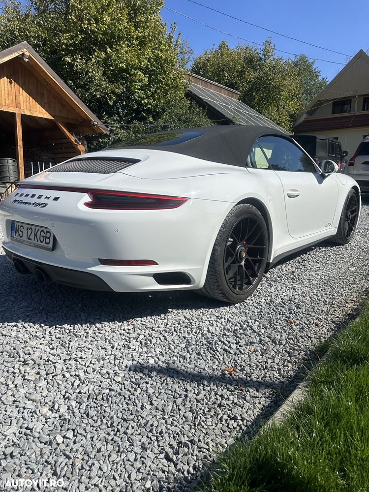 Porsche 911 2019 photo 4