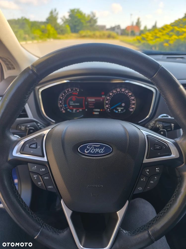 Ford Mondeo 2.0 EcoBoost Titanium - 15