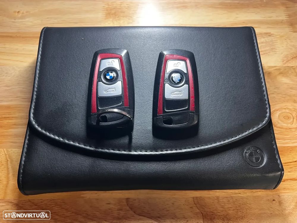 BMW 318 d Touring Auto Line Sport - 8