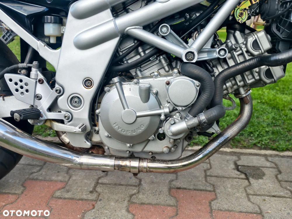Hyosung GT Comet - 10