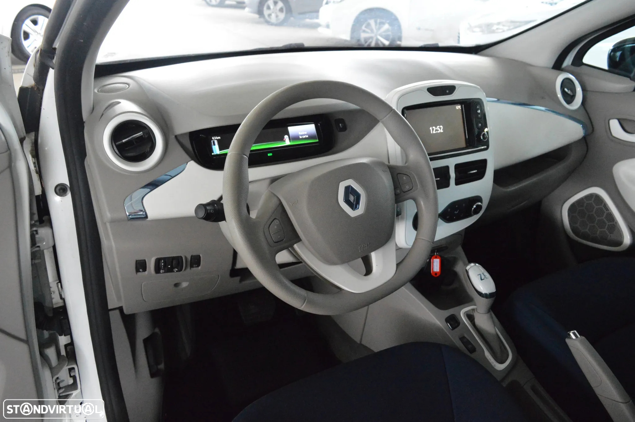 Renault Zoe (c/ Bateria) Life - 10