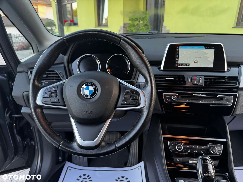 BMW Seria 2 218d Luxury Line sport - 9