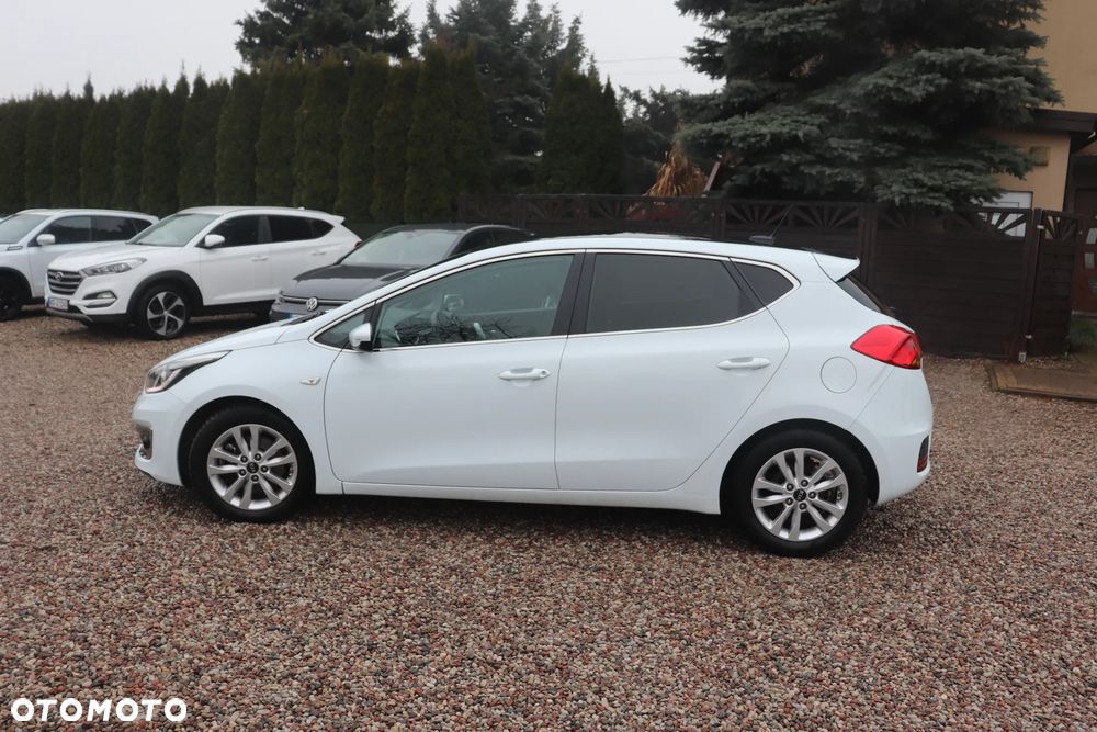 Kia Ceed 1.6 GDI Spirit - 15