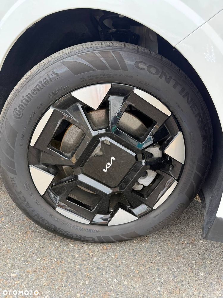 Kia Carnival - 9