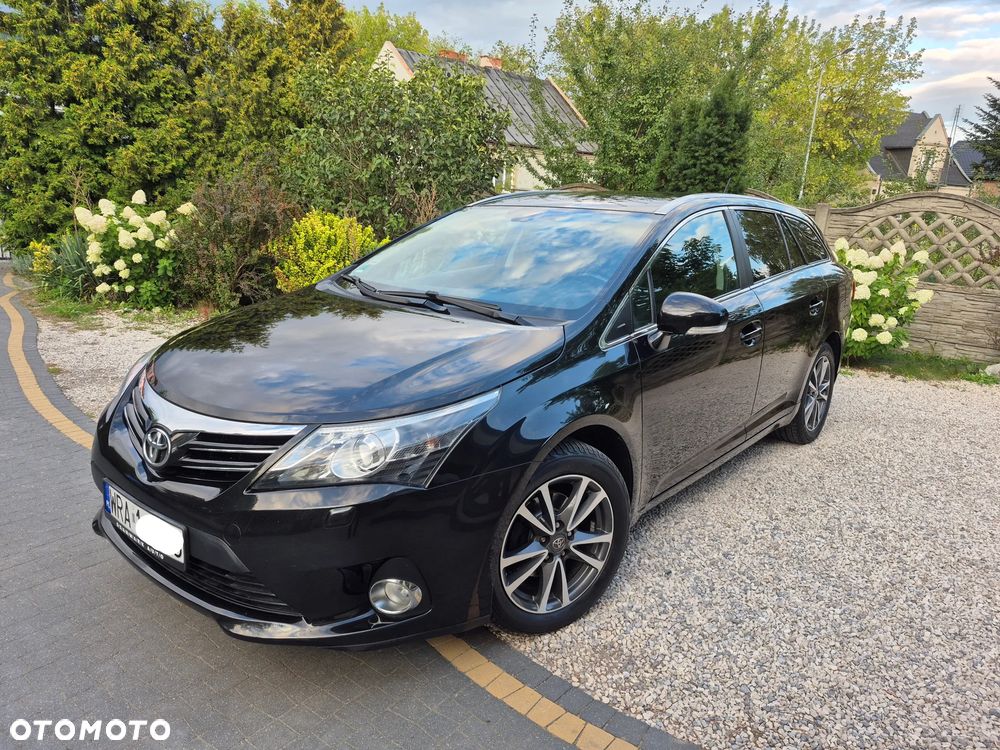 Toyota Avensis 1.8 Premium - 1