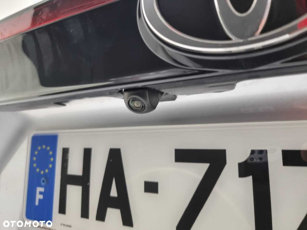 Toyota Yaris Cross - 16