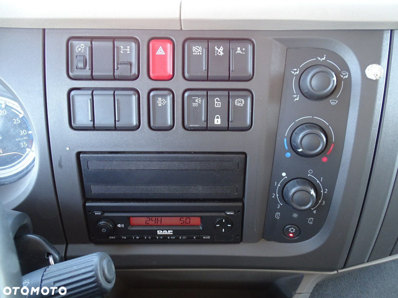 DAF LF 320 Kontener Sprowadzony Euro 6 Winda - 27