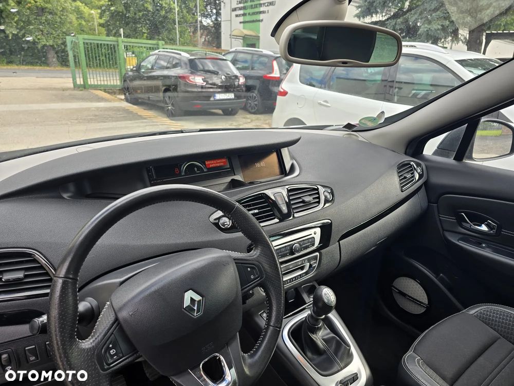 Renault Scenic - 15