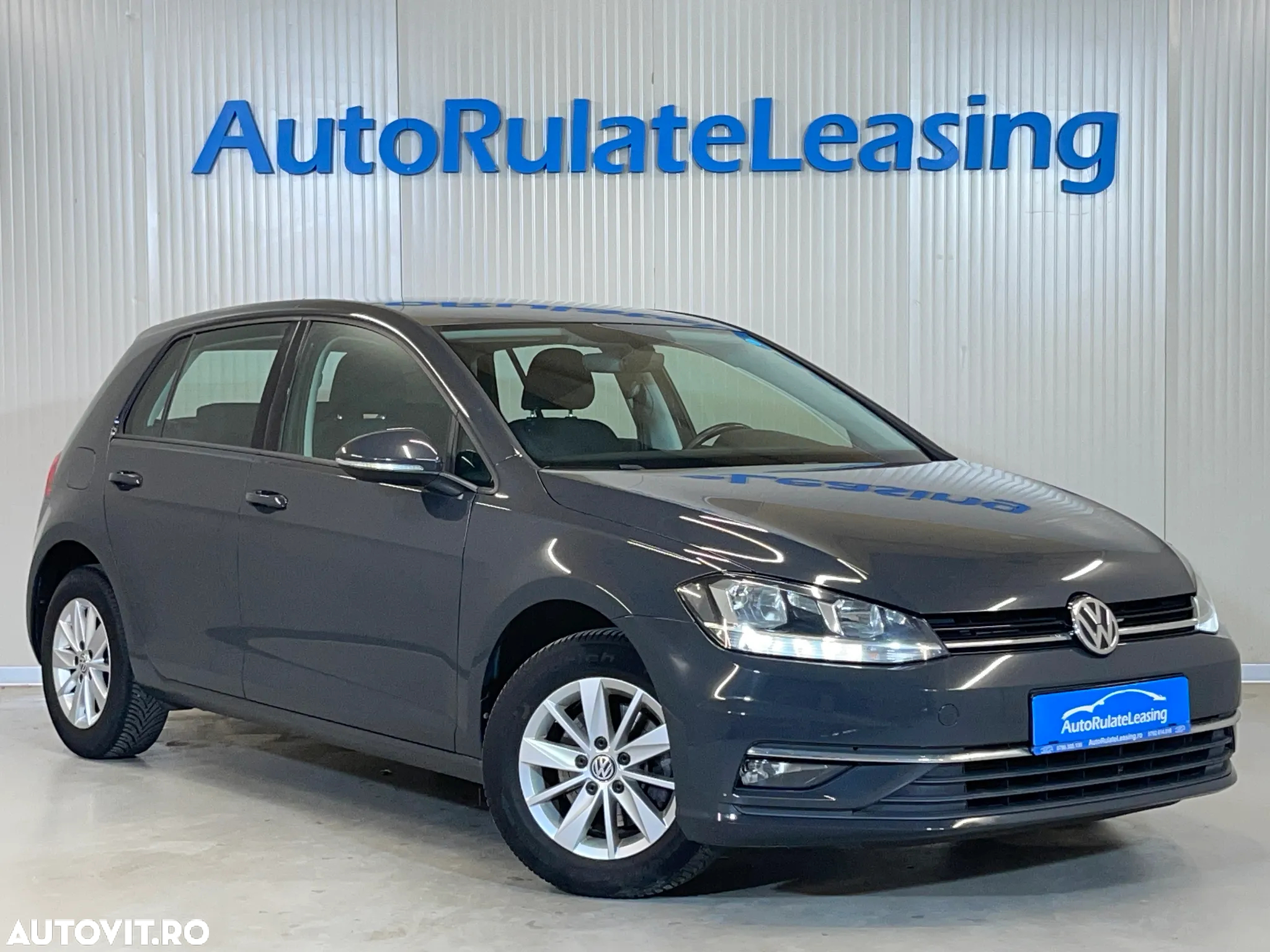 Volkswagen Golf 1.6 TDI Comfortline - 2