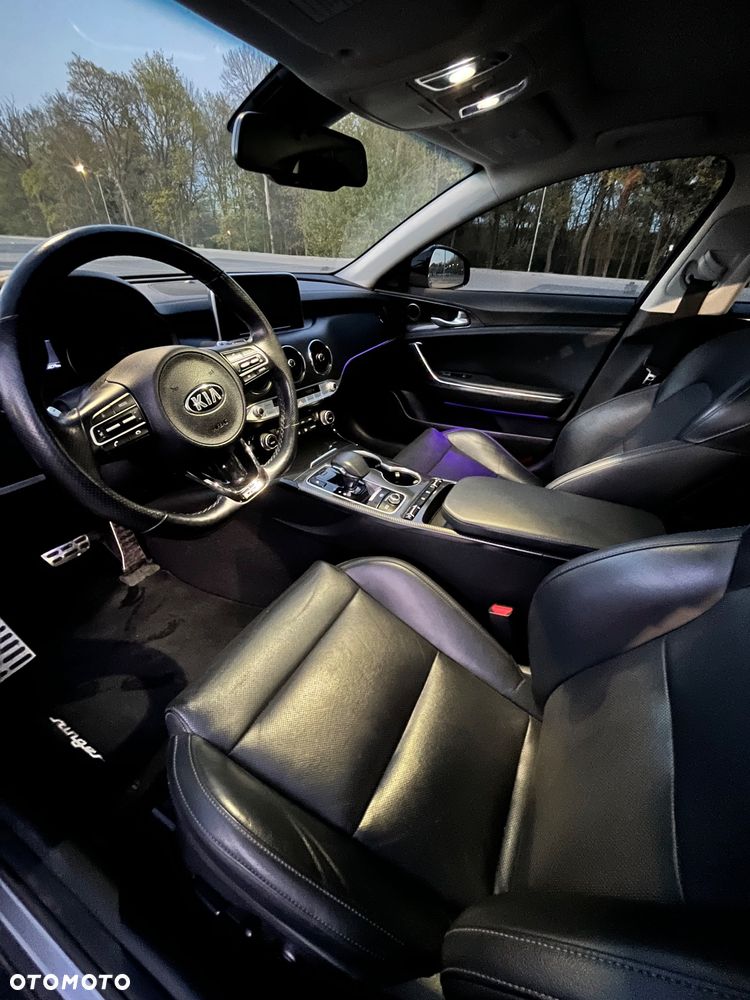 Kia Stinger 3.3 T-GDI V6 GT AWD - 14