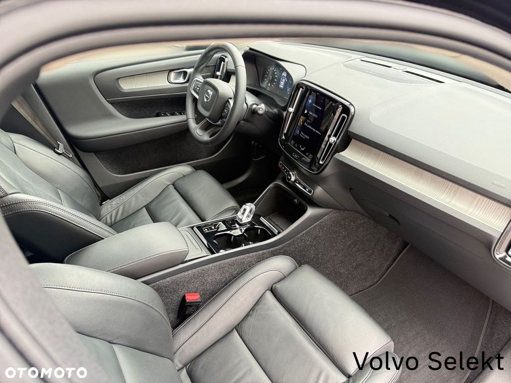 Volvo XC 40 - 26
