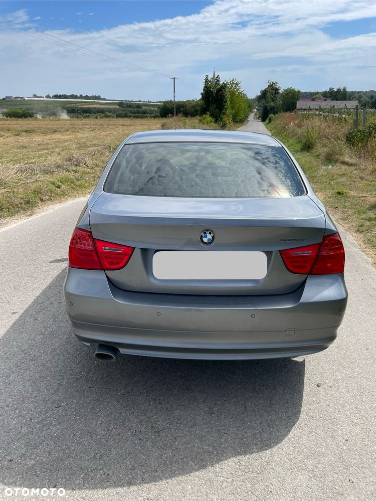 BMW Seria 3 ver-318d - 4