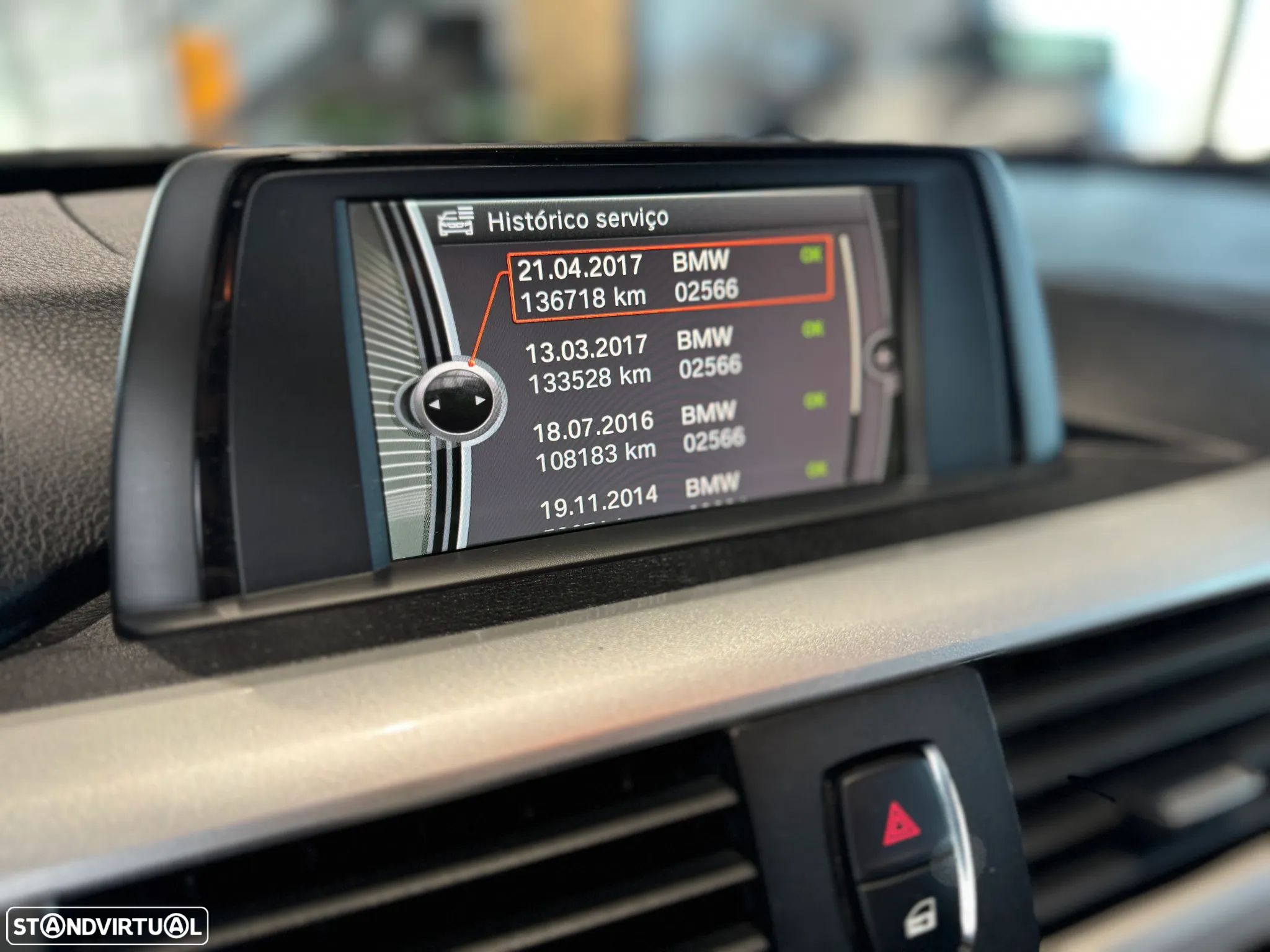 BMW 318 d Touring Line Sport - 28