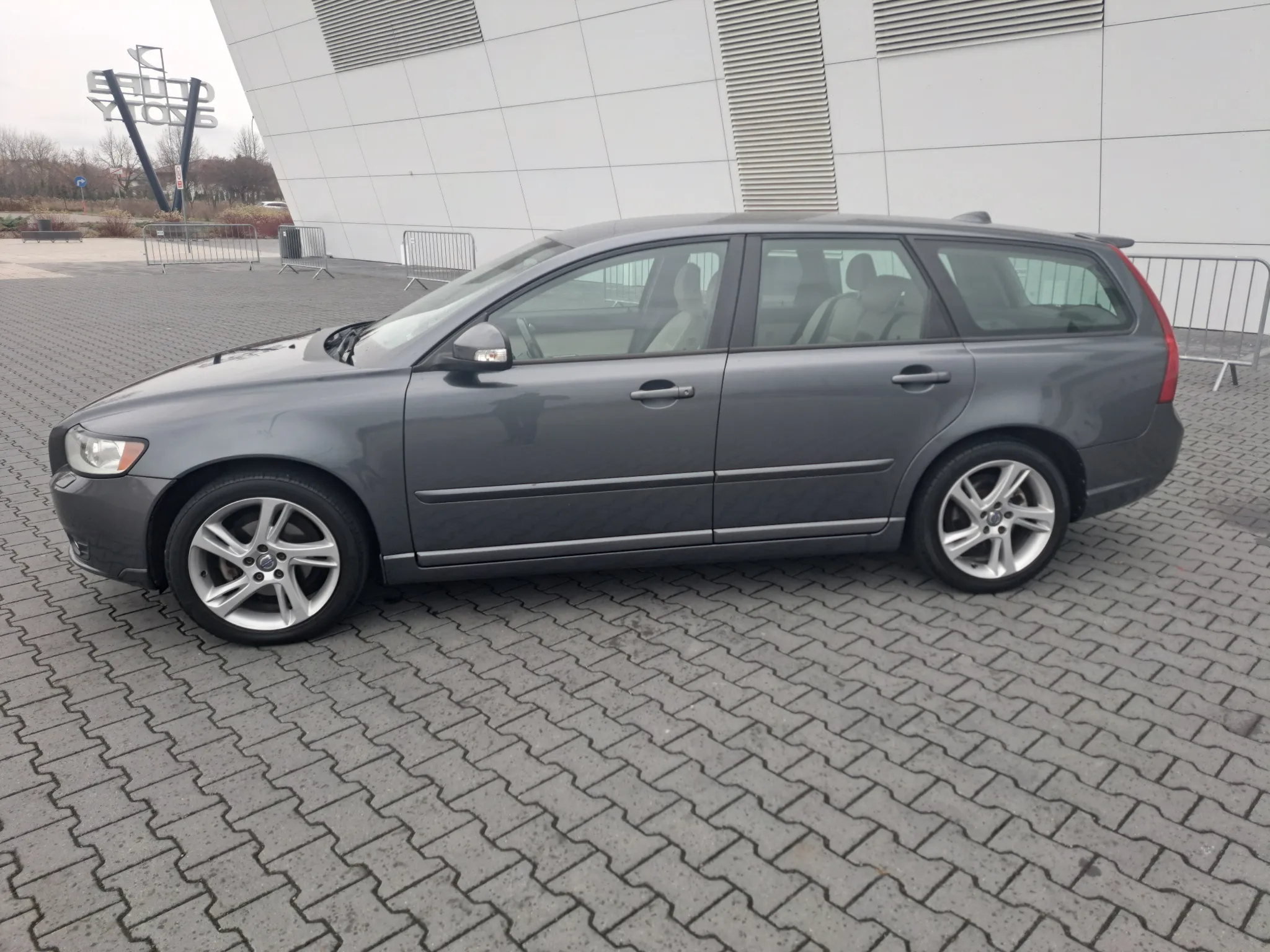 Volvo V50 D2 Summum - 4