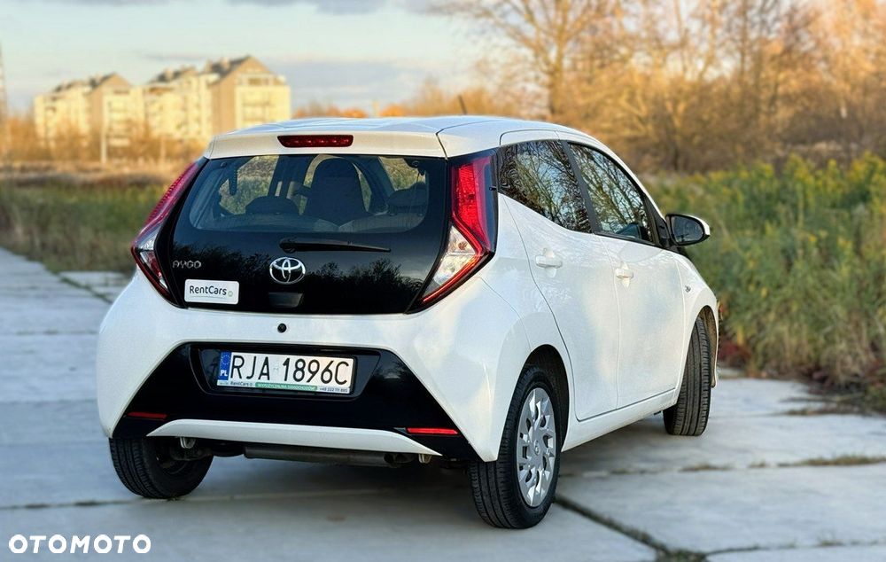 Toyota Aygo - 13