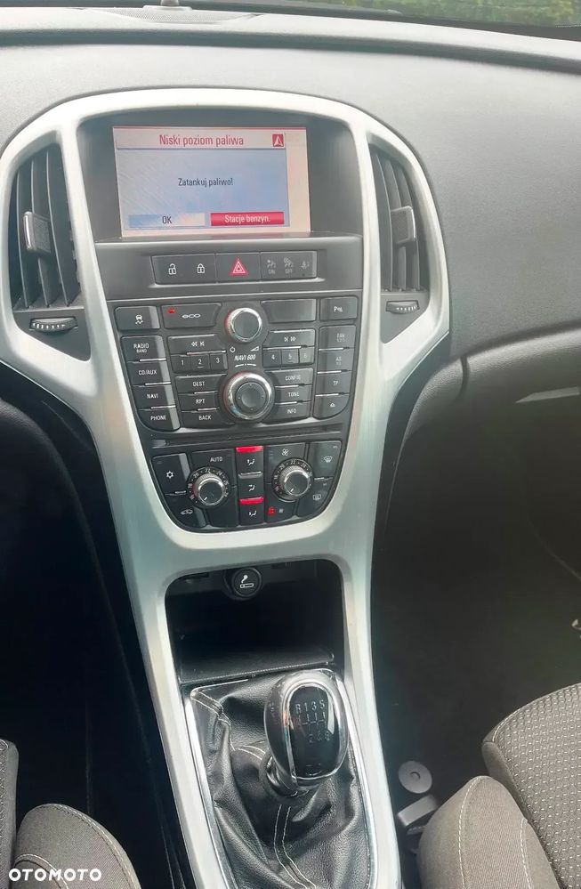 Opel Astra 1.4 Turbo Edition - 11