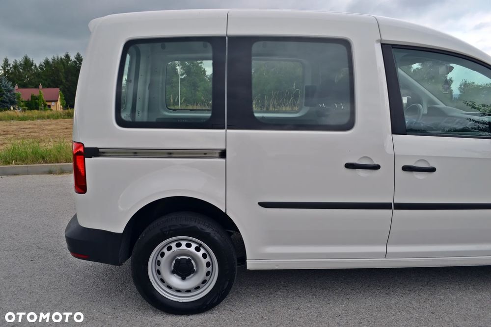 Volkswagen Caddy - 9