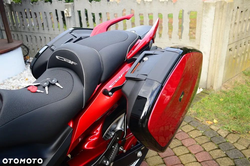 Honda CBF - 31