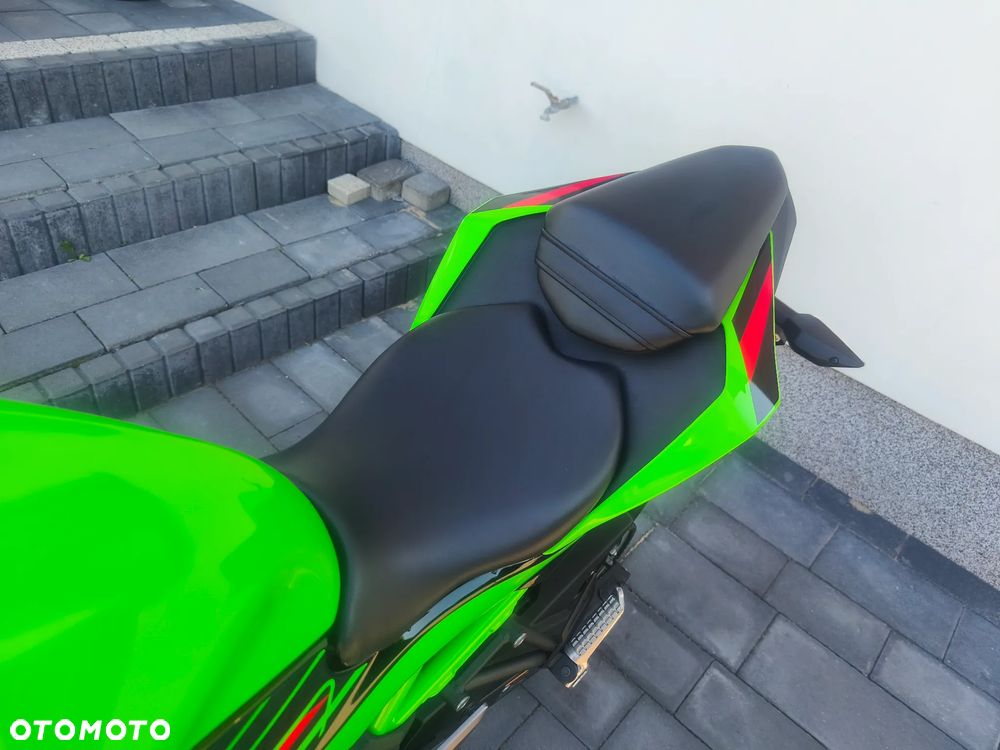 Kawasaki Ninja - 16