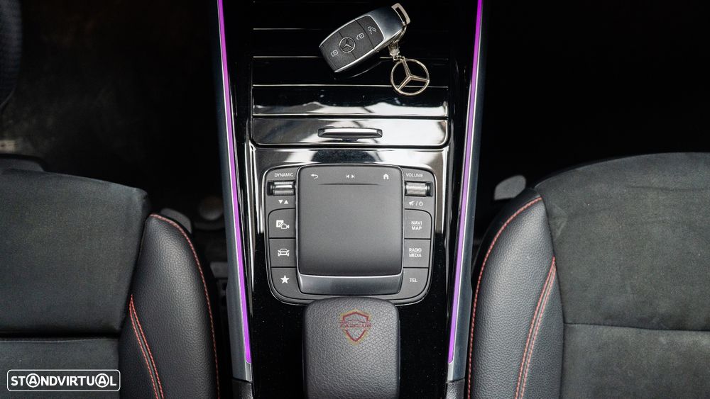 Mercedes-Benz GLB 180 d AMG Line - 33