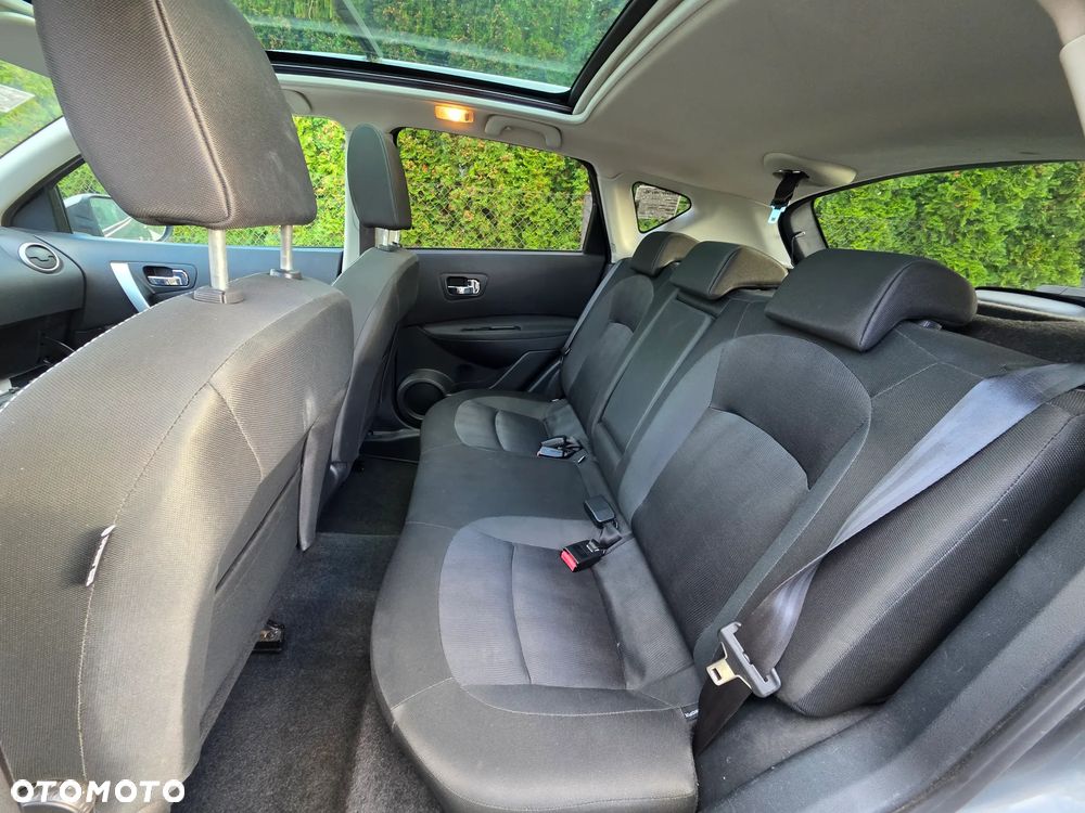 Nissan Qashqai 2.0 dCi 4 x 4 DPF tekna - 10