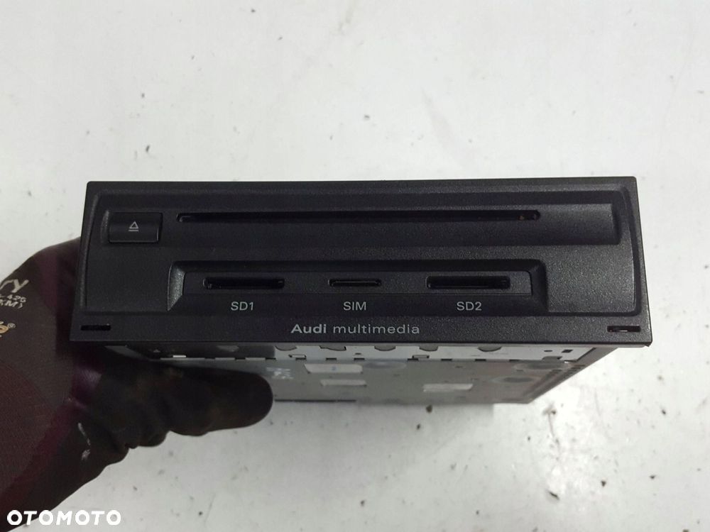 AUDI A6 C6 4F LIFT 08-11r CZYTNIK NAWIGACJICDKART SD 4E0035670B - 1