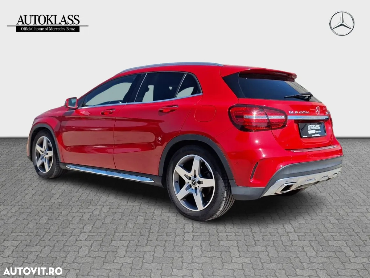 Mercedes-Benz GLA 220 d 4MATIC Aut. - 3