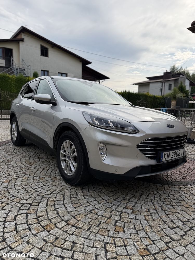 Ford Kuga - 2