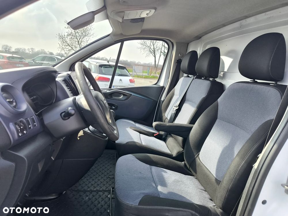 Opel Vivaro - 13