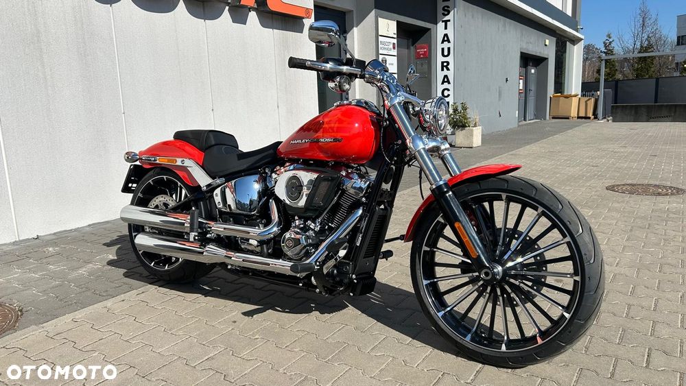 Harley-Davidson Softail Breakout - 7