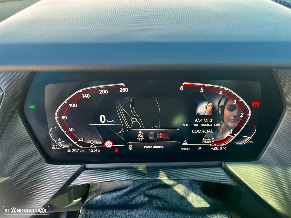 BMW 116 d Pack Desportivo M Auto - 12