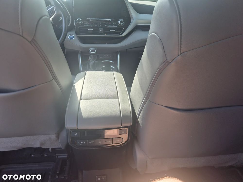Toyota Highlander 2.5 Hybrid Executive - 16