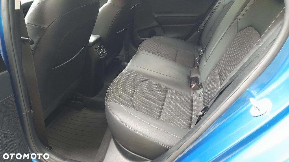 Kia Ceed 1.4 T-GDI L Business Line Plus - 8