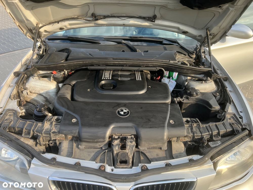 BMW Seria 1 118d DPF Edition Sport - 29