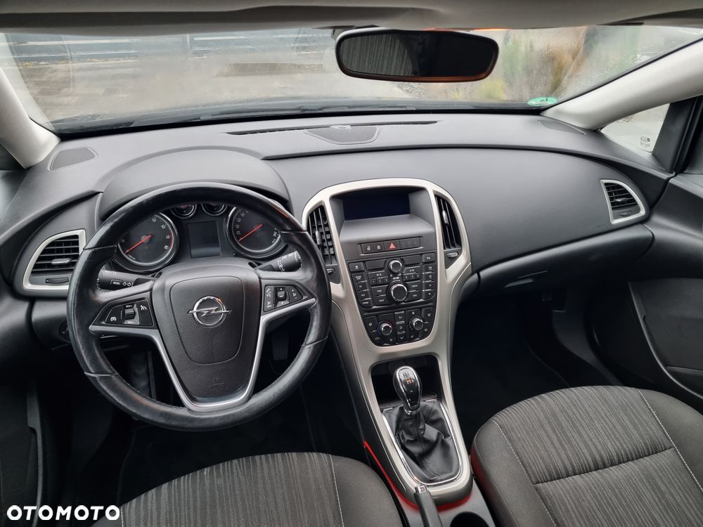 Opel Astra 1.4 Turbo Cosmo - 22