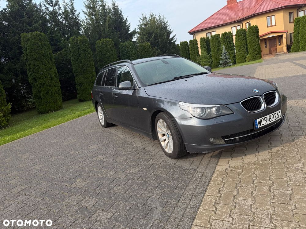 BMW Seria 5 520i - 1