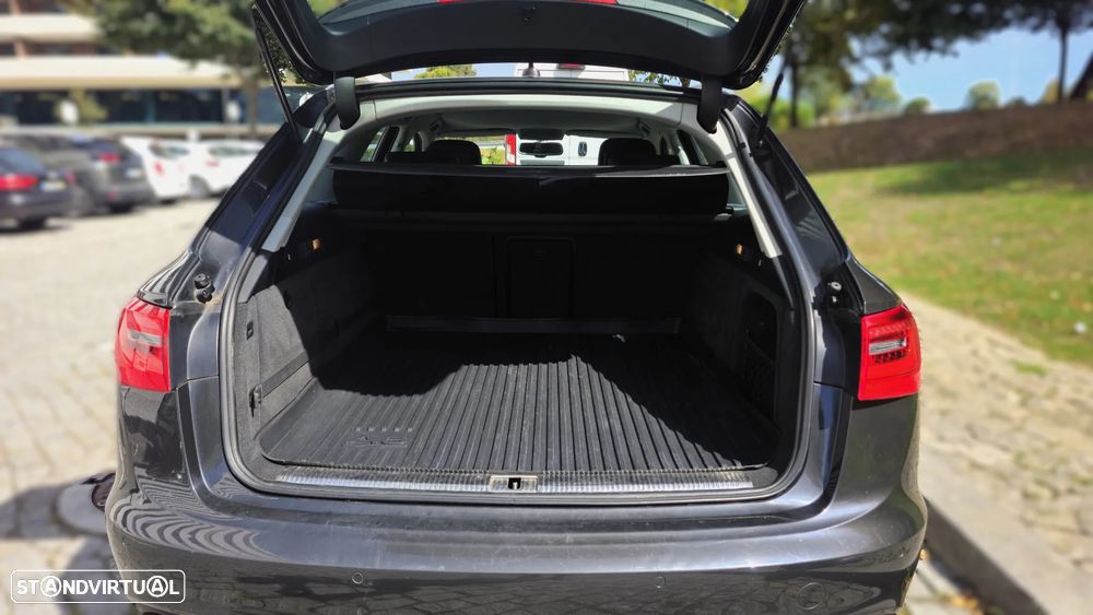 Audi A6 Avant 3.0 TDi V6 quattro S tronic - 32
