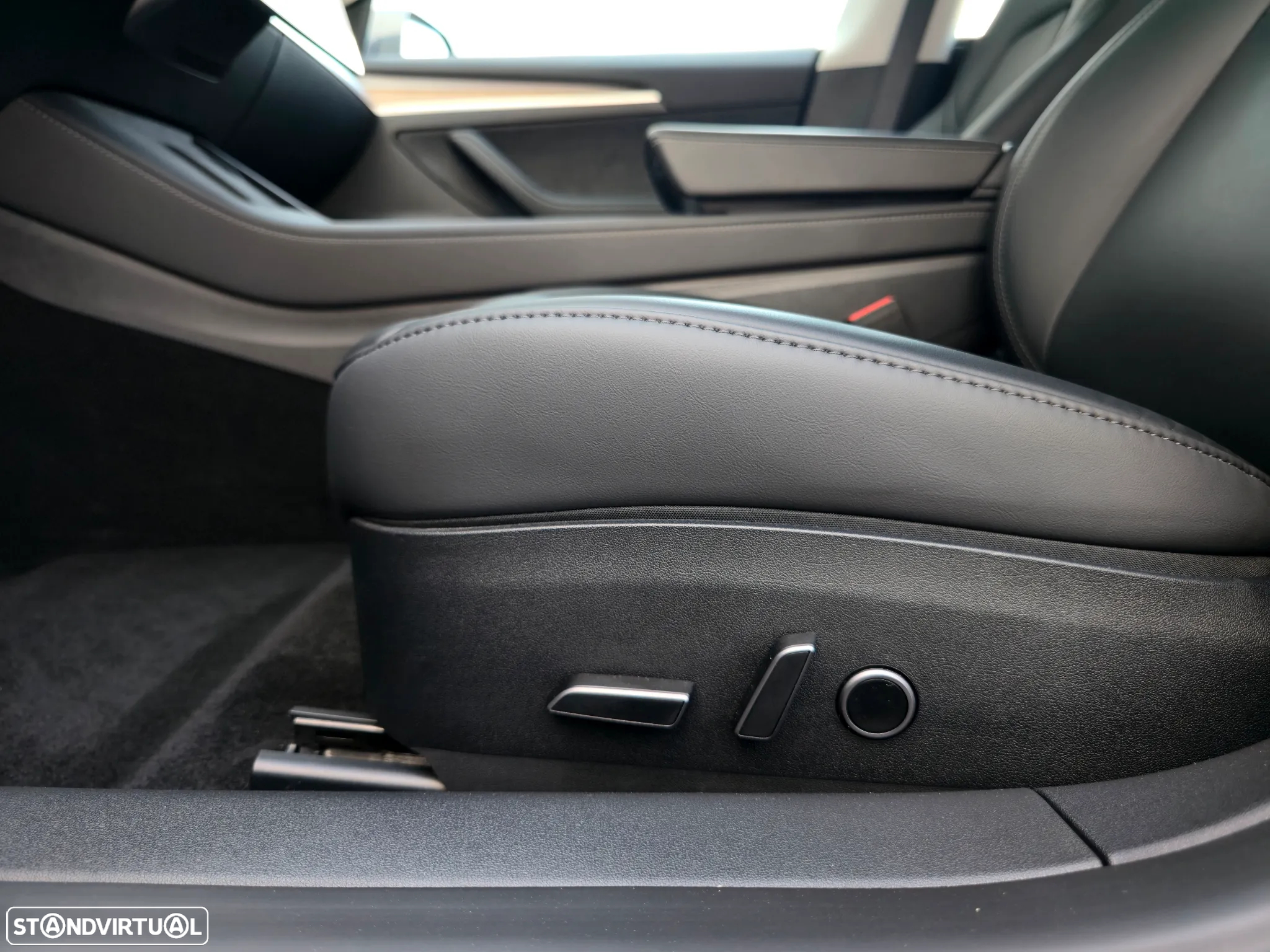 Tesla Model 3 Tração Traseira - 30