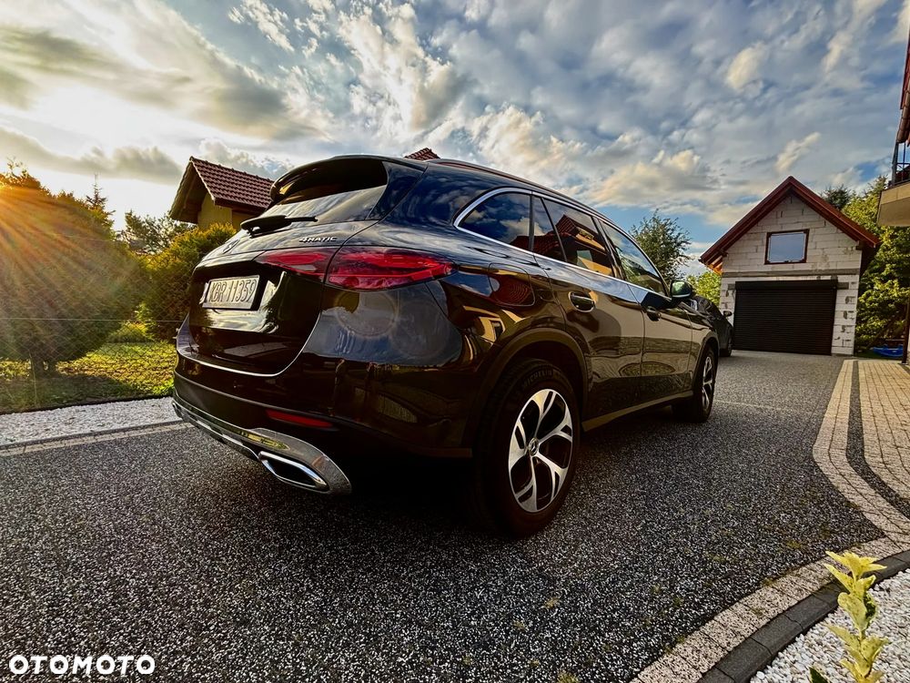 Mercedes-Benz GLC 220 d mHEV 4-Matic Avantgarde - 4