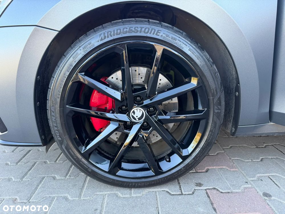 Skoda Octavia 2.0 TSI RS DSG - 20