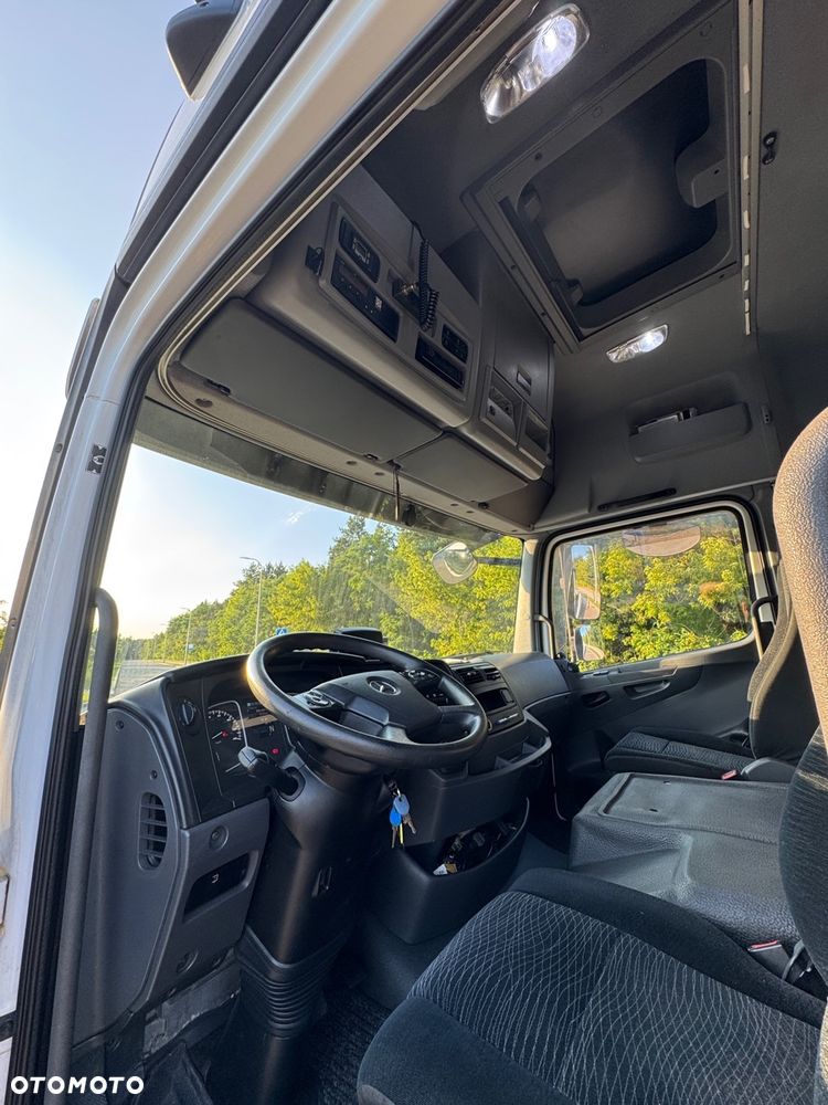 Mercedes-Benz Atego 1023 Autolaweta na dwa auta Pomoc Drogowa - 24