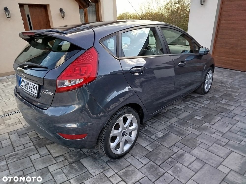 Ford Fiesta 1.25 Titanium EU5 - 3