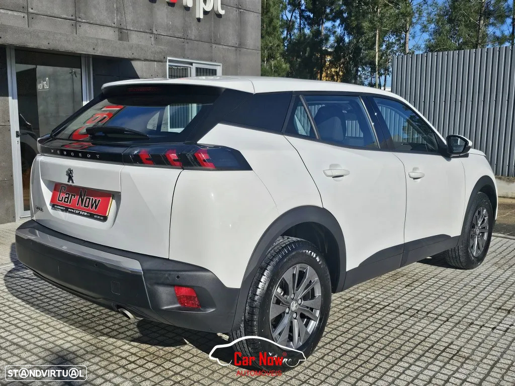 Peugeot 2008 1.2 PureTech Active Pack - 4