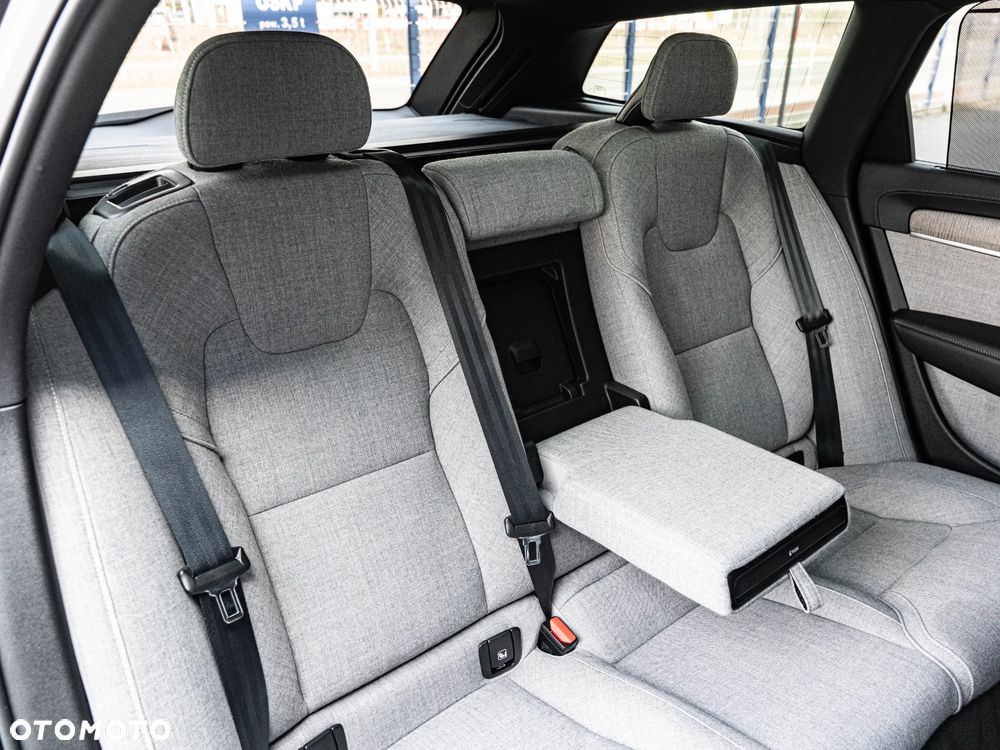 Volvo V90 T6 Recharge AWD Geartronic RDesign - 27