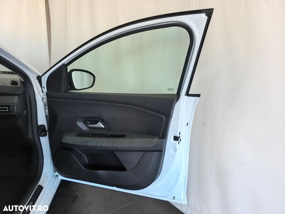 Dacia Logan ECO-G 100 MT6 Prestige+ - 26