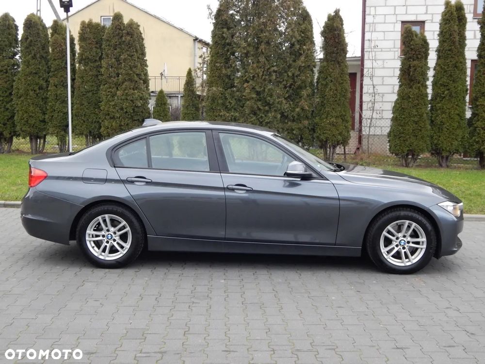 BMW Seria 3 320d Blue Performance Luxury Line - 8