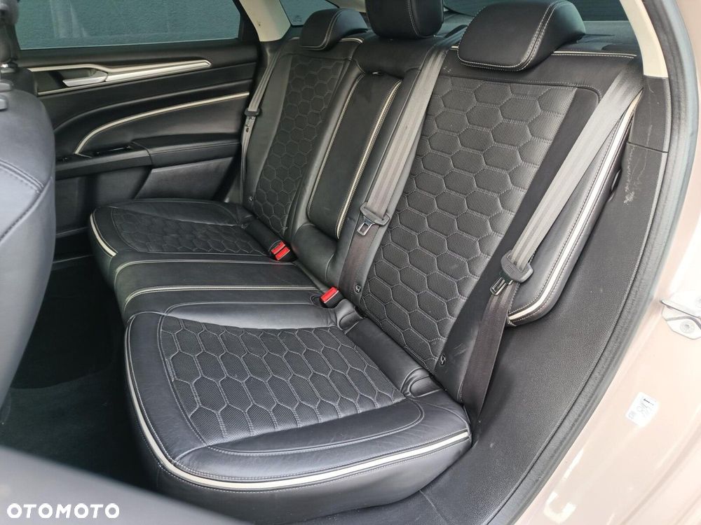 Ford Mondeo Vignale 2.0 TDCi PowerShift - 17